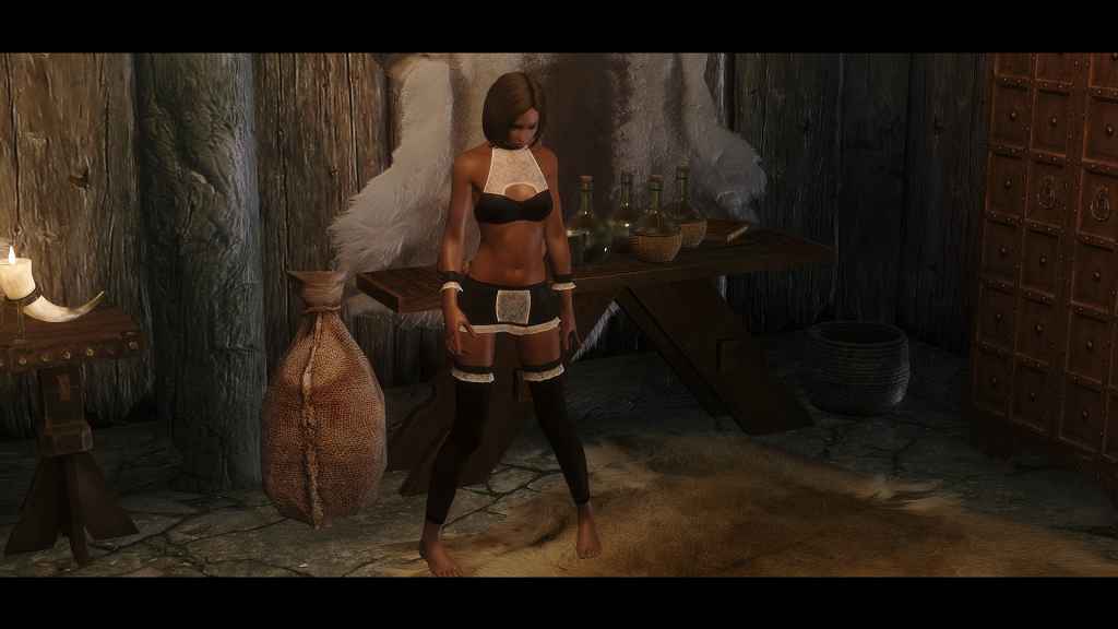  Skyrim    (UNP  Maid To Order)