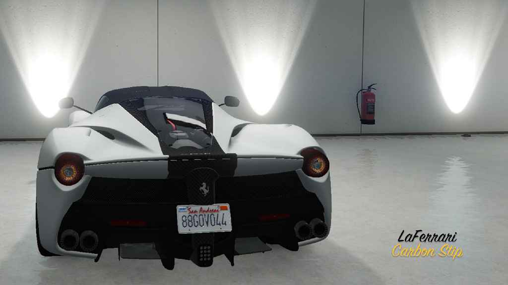  GTA 5    Ferrari Carbon Stripe